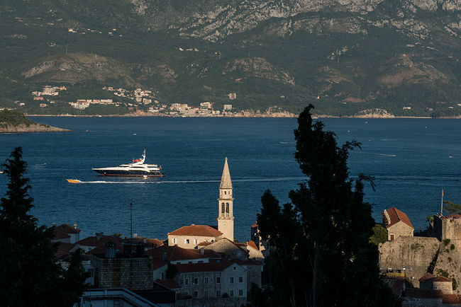 Ekaterina Burakova-Scekic. Montenegro. На закате