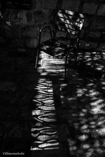 Ekaterina Burakova-Scekic. Black-white Montenegro. Без названия