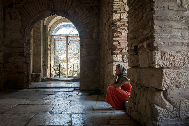 Ekaterina Burakova-Scekic. Turkey. В раздумьях