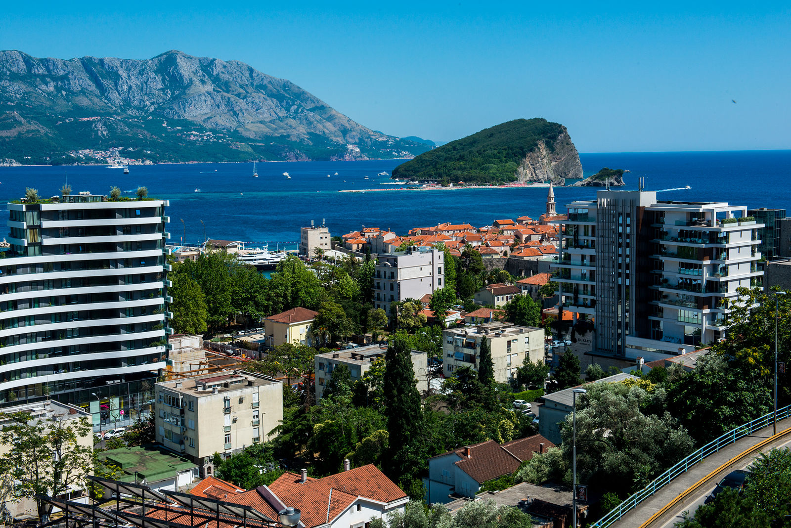 Ekaterina Burakova-Scekic. Montenegro. Без названия