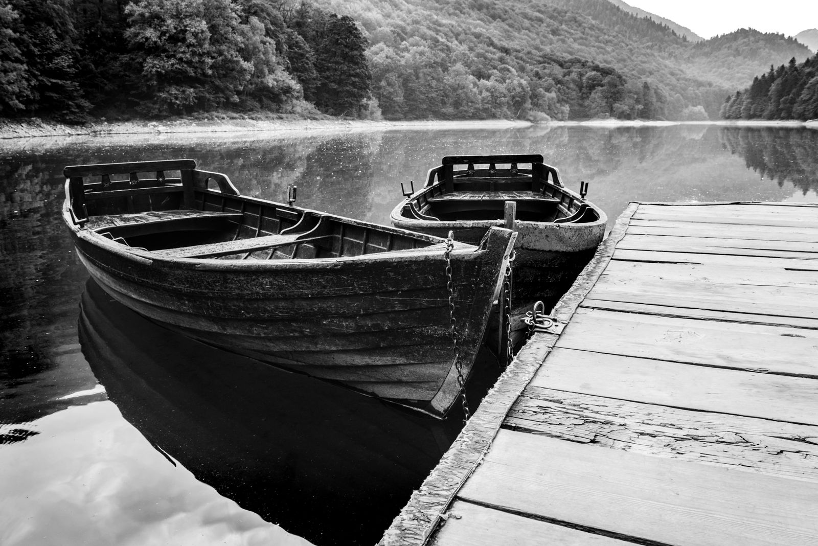 Ekaterina Burakova-Scekic. Black-white Montenegro. Без названия