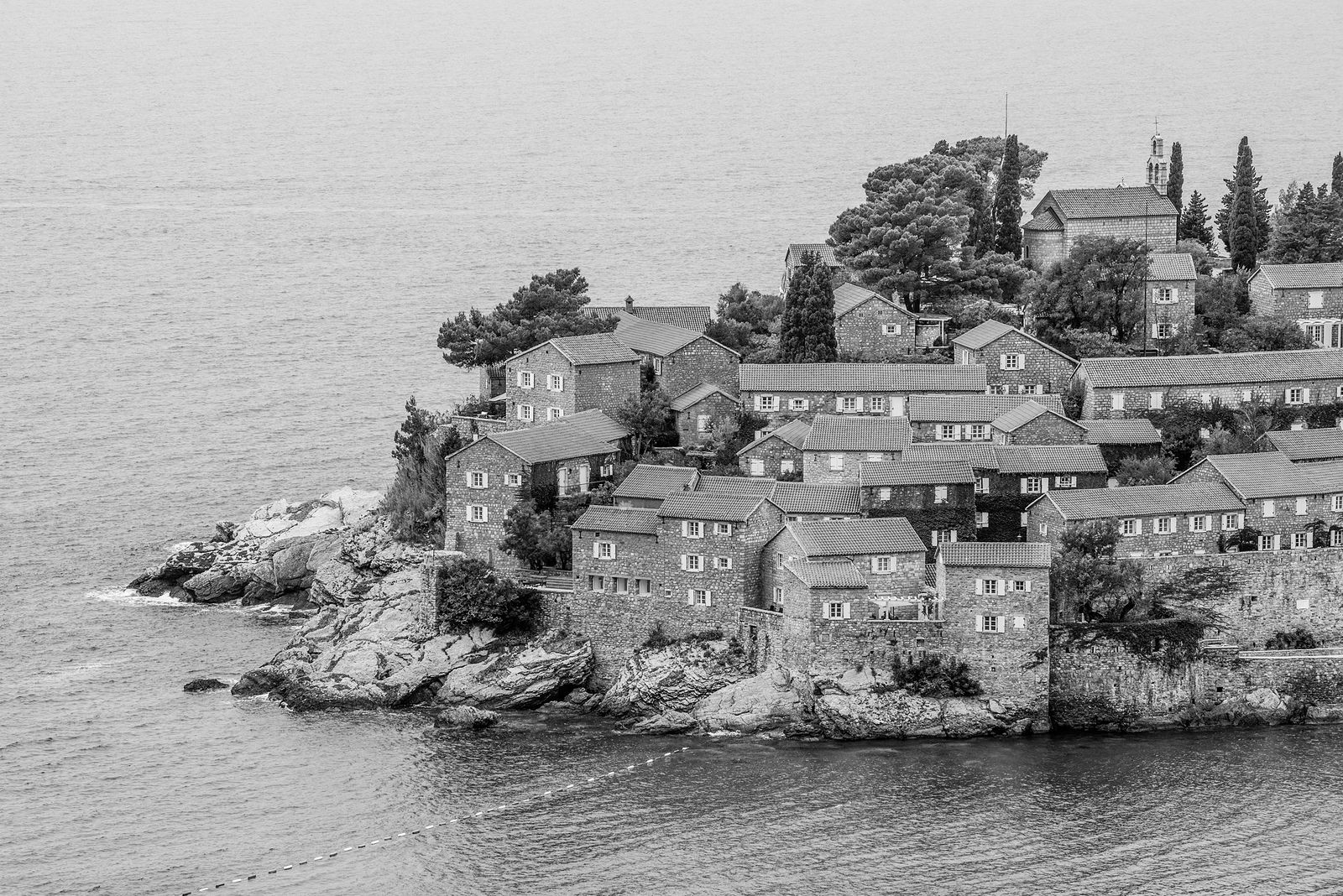 Ekaterina Burakova-Scekic. Black-white Montenegro. Без названия
