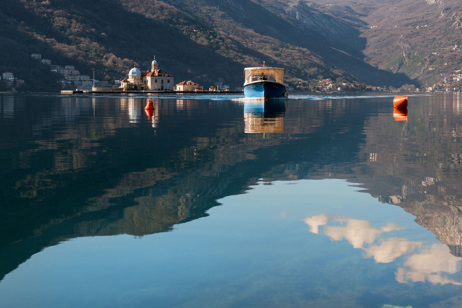 Ekaterina Burakova-Scekic. Montenegro. Остров Госпожа Шкрпела