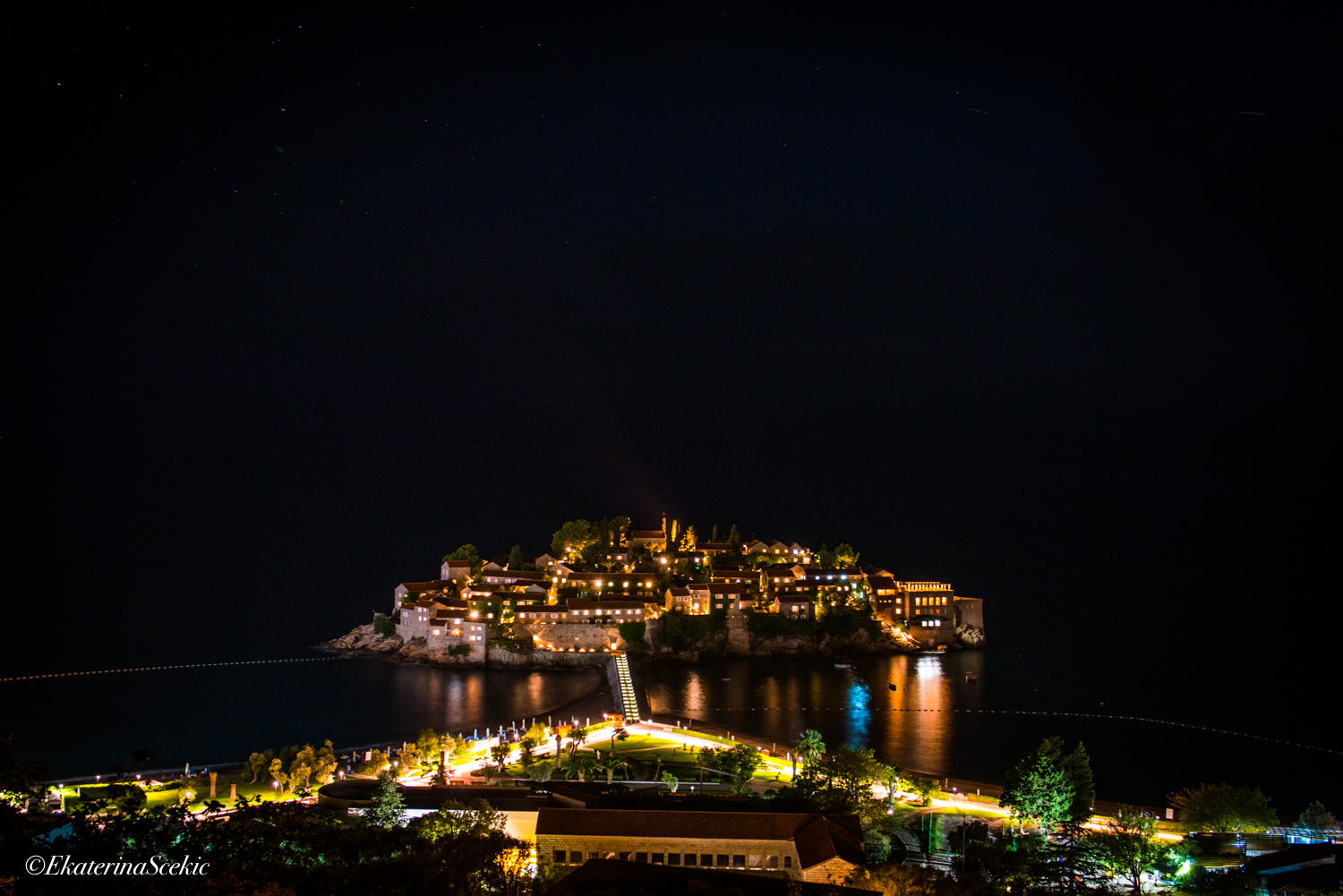 Ekaterina Burakova-Scekic. Montenegro. Без названия