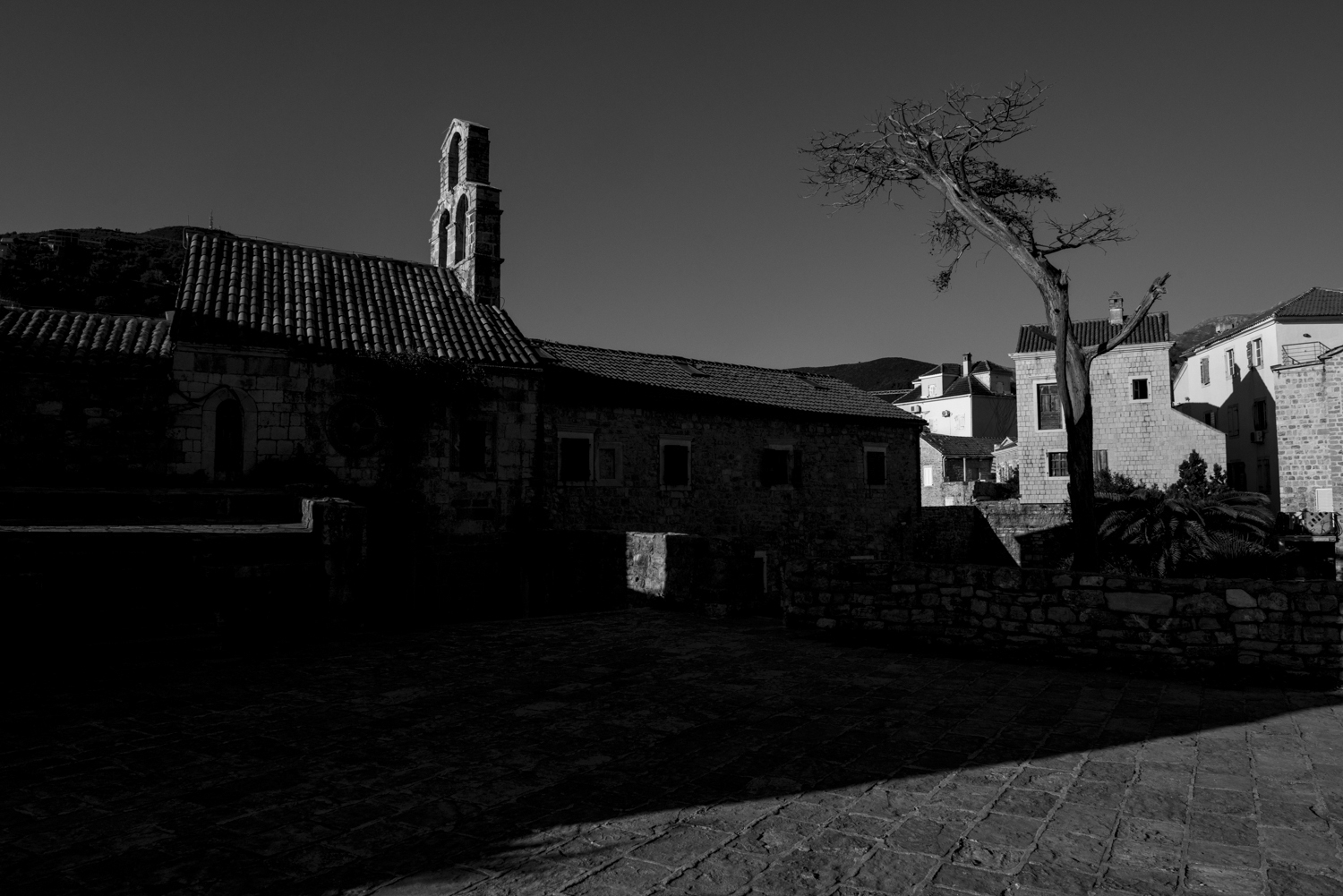 Ekaterina Burakova-Scekic. Black-white Montenegro. ***